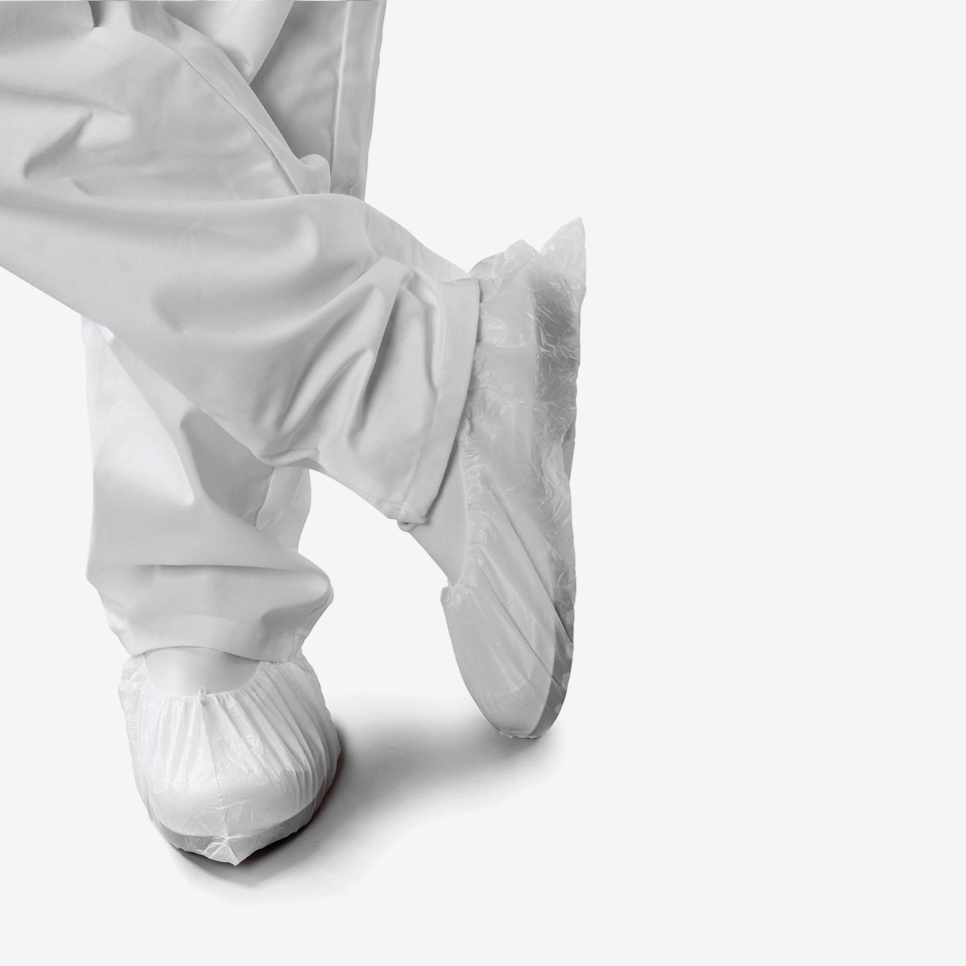 PRCL-1010: F. Bosch Shoe Cover CPE, White, 15x37cm